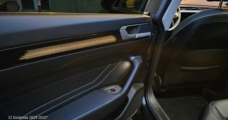 Volkswagen Arteon cena 164000 przebieg: 76262, rok produkcji 2020 z Poznań małe 254